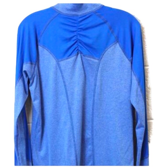 Reebok Womens Light Athletic Top Blue Size Large - Host Pick 8/13/2023 - Picture 2 of 4